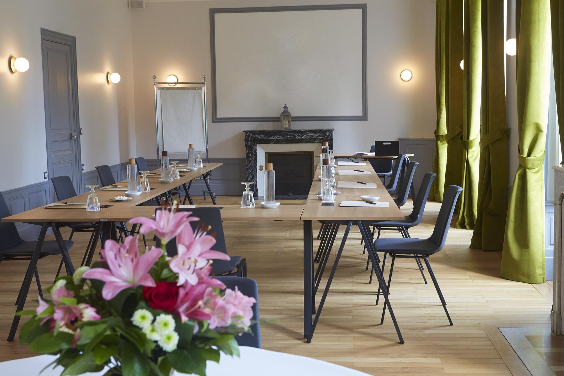 Hostellerie Cedre & Spa Beaune Hotel 5*